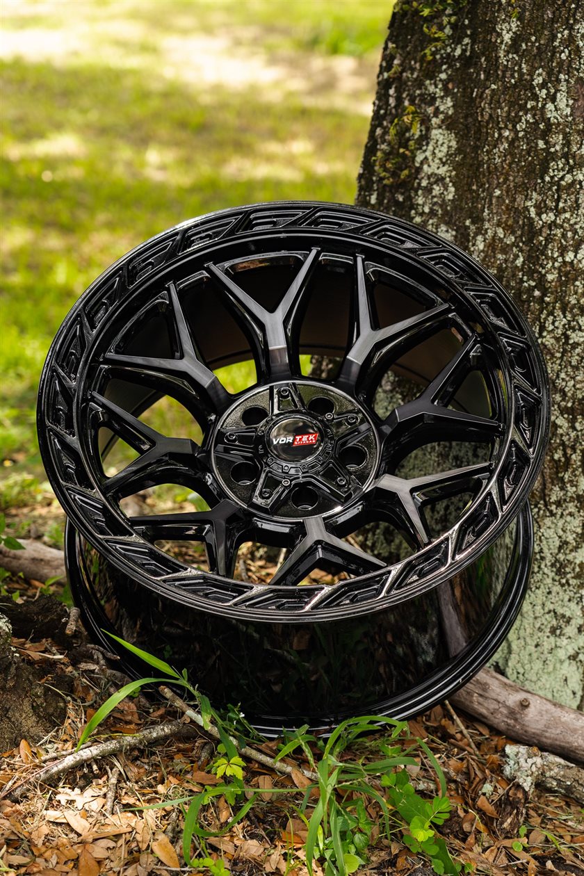 VRP-504 | 6 lug Off-Road Wheels | Diamond Cut & Dark Tint